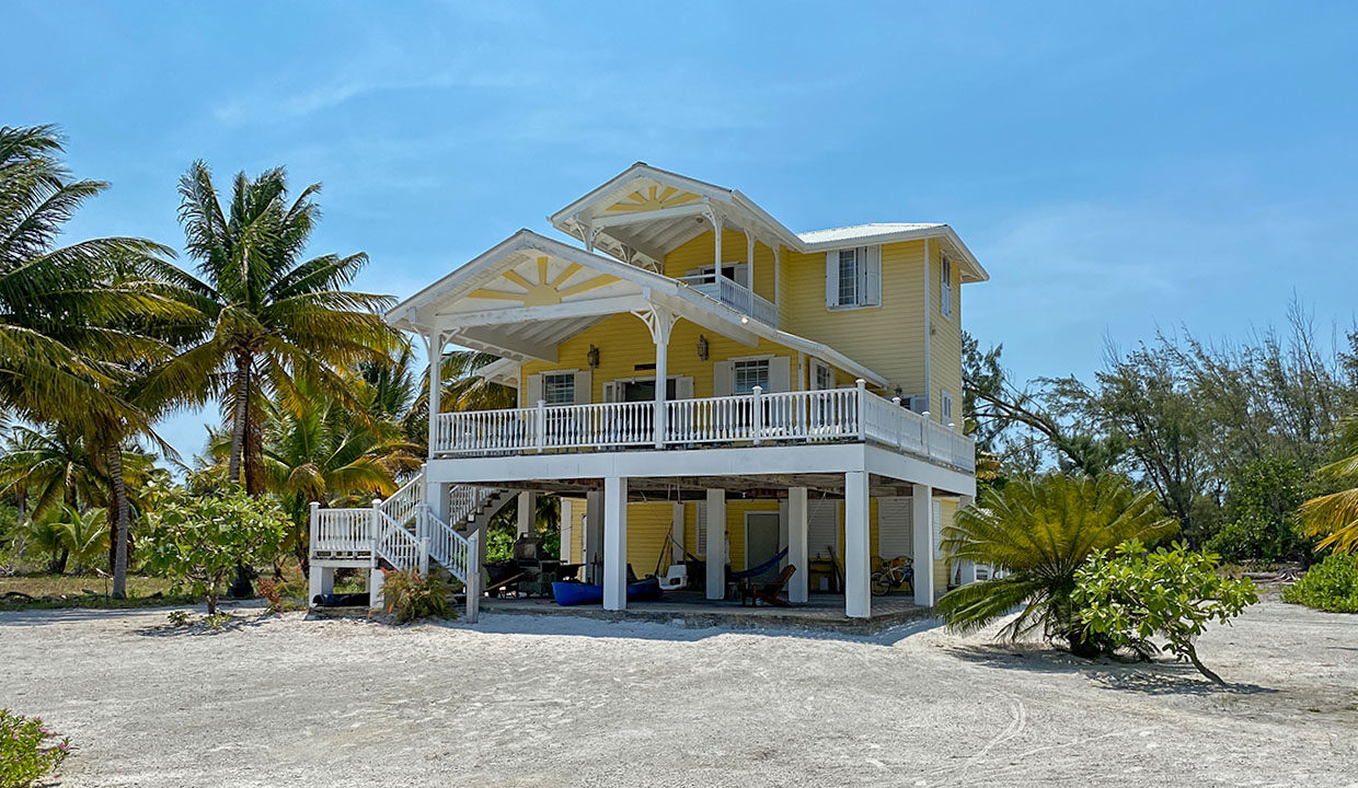 House-in-st-georges-caye-front3
