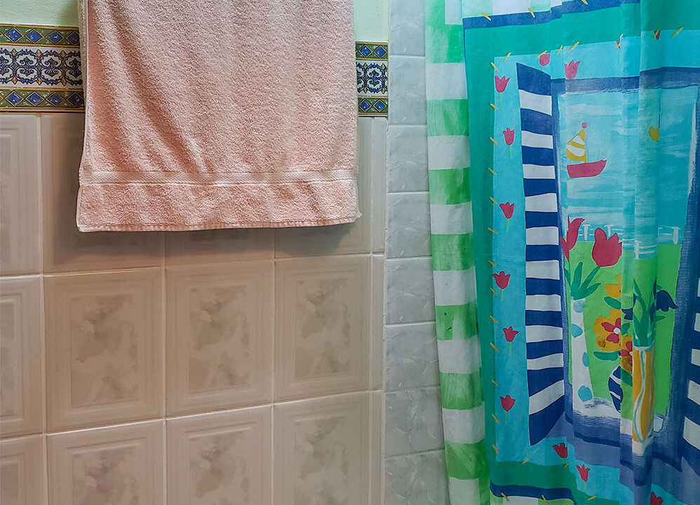 1st Floor bath