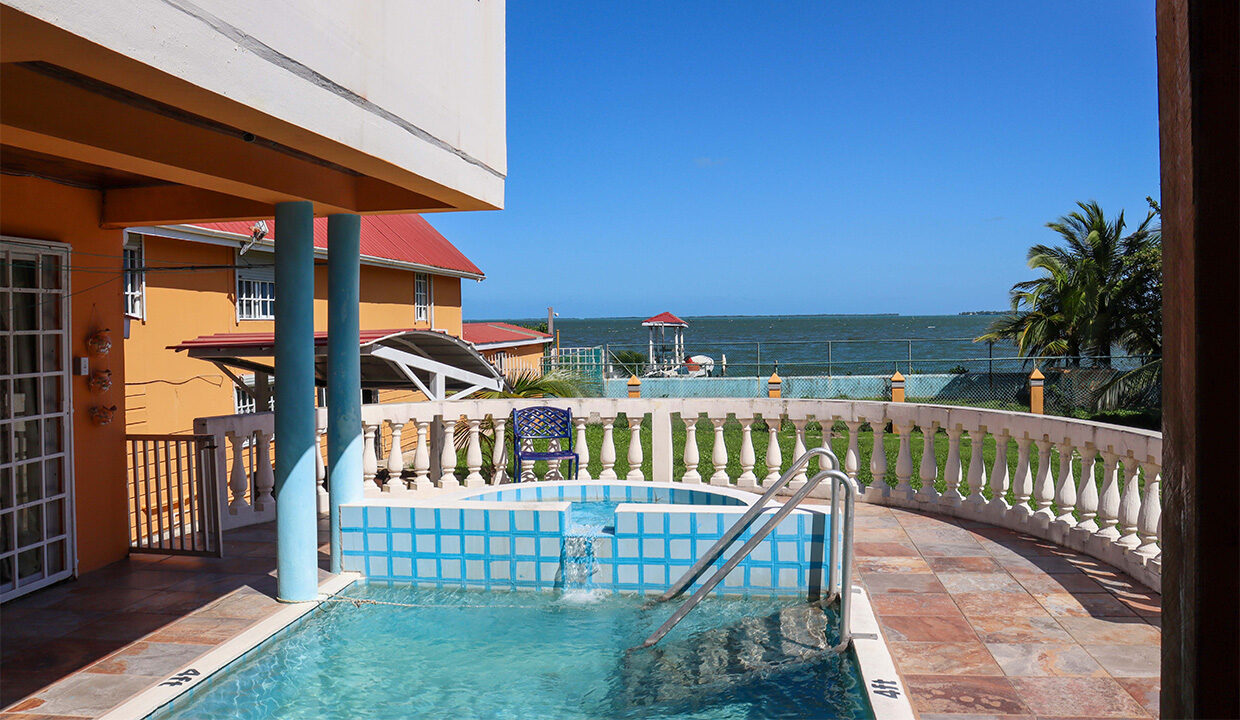 pool view