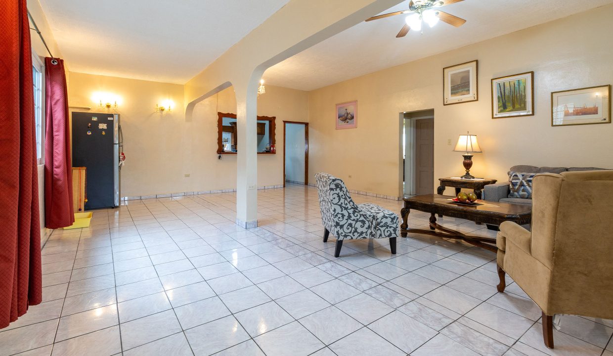 13 Pineapple Street Belmopan-2-2